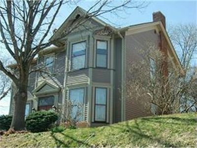 809 W 3rd St, Muscatine, IA, 52761