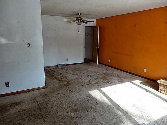 5th image of 4778 Ellery Dr