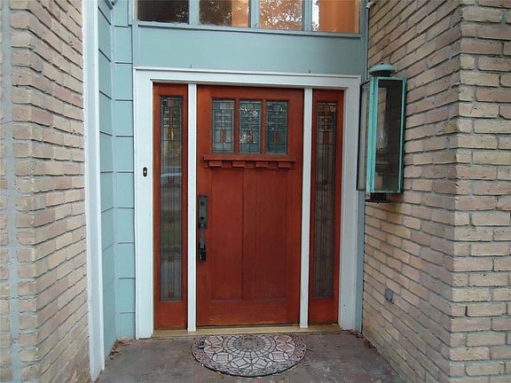 2nd image of 822 Forest Lake Dr