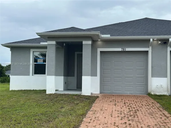 781 Bedford Dr, Lehigh Acres, FL 33974