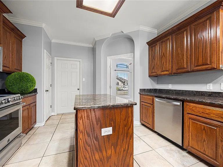 8201 Azimuth Ct — Photo 11