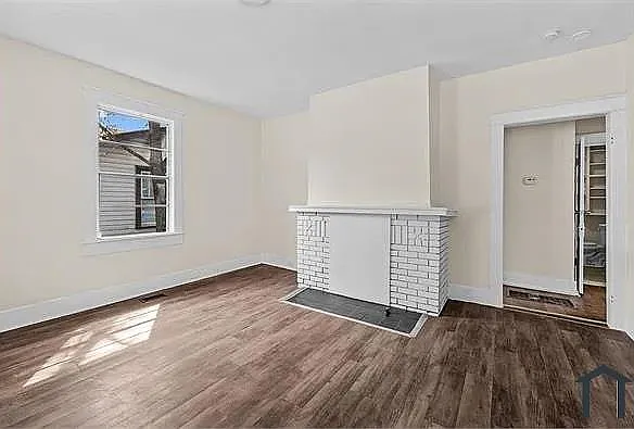 4632 Avenue U — Photo 10