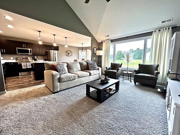 5th image of 17143 Delancey Ct