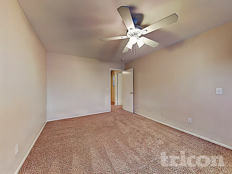 2626 W Spencer Run — Photo 13