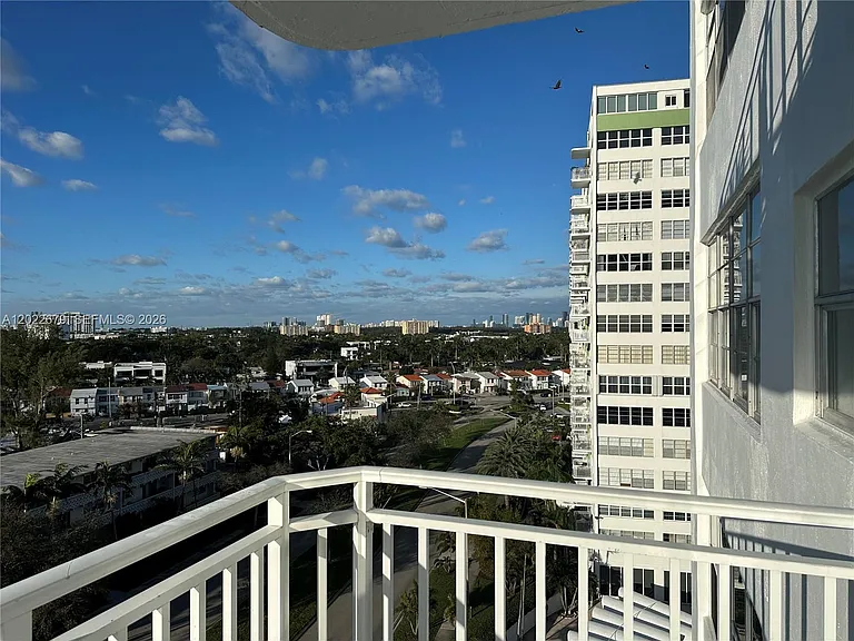 2100 Sans Souci Blvd #B811 — Photo 24