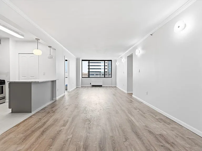 45 River Dr S #609 — Photo 6