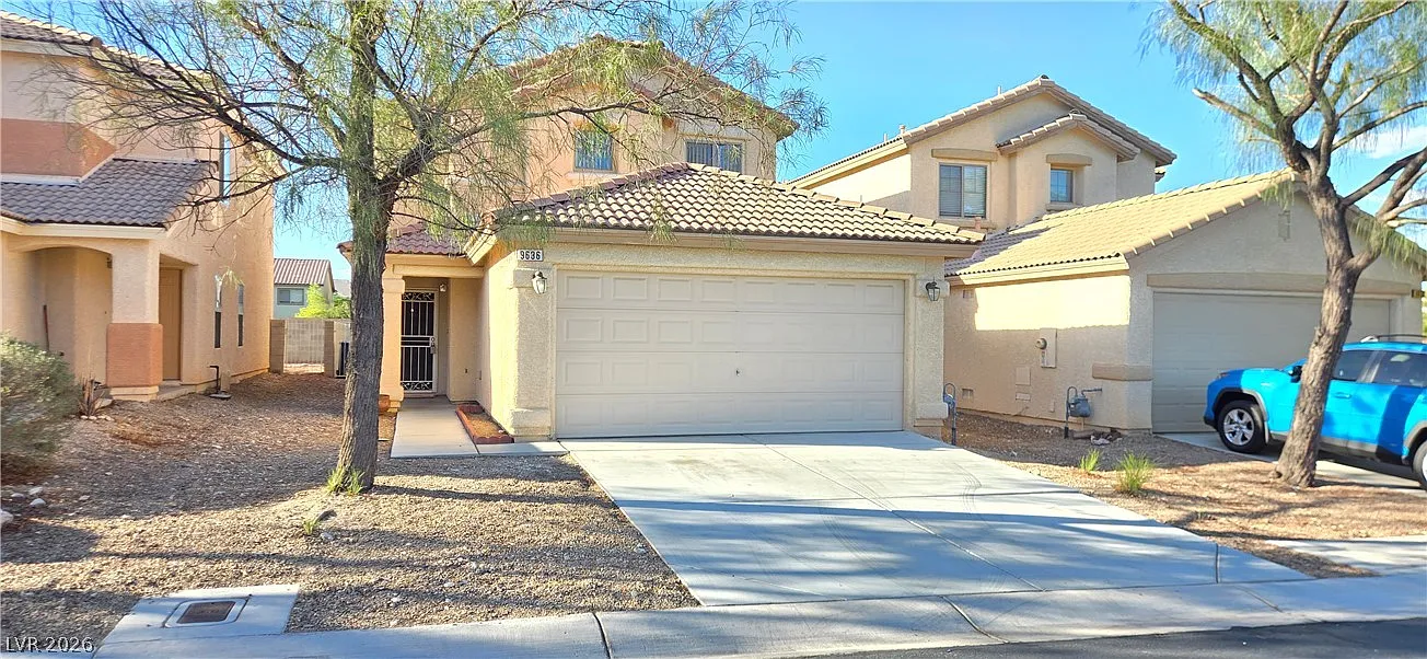 5 bed, 3.0 bath, 1818 sqft, $2,300 — Photo 1