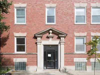 1246 W Sunnyside Ave #3, Chicago, IL, 60640