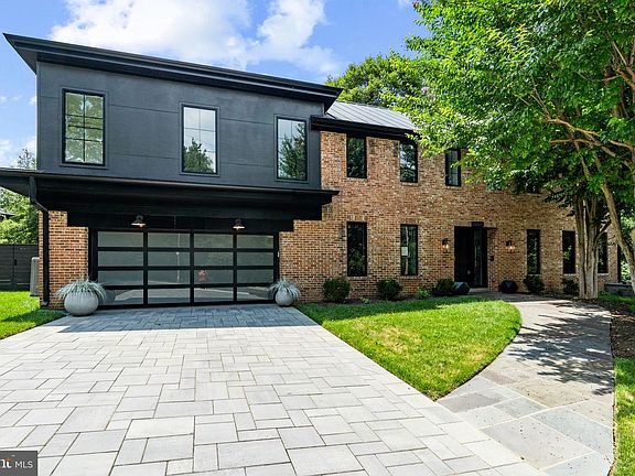 3rd image of 2664 Marcey Rd