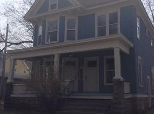 716 W Edwards St APT 1E, Springfield, IL 62704