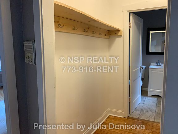 4th image of 4025 W Melrose St #E
