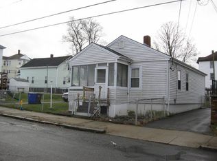 559 Charles St, Fall River, MA 02724