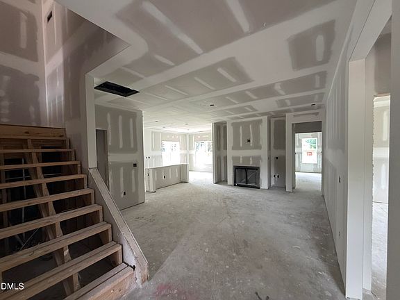 3rd image of 20 Yardley Dr #53