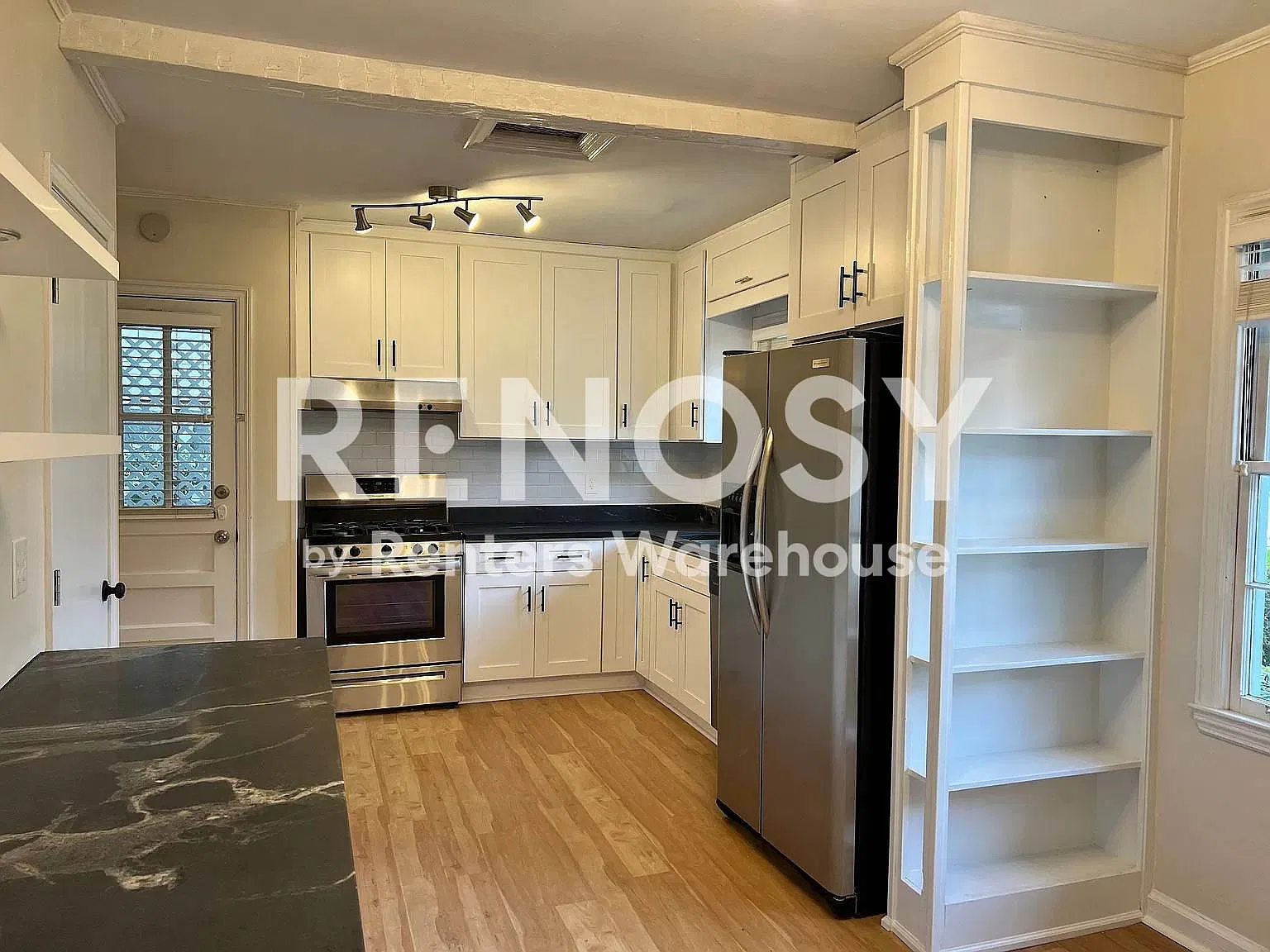 Great location - Brookhaven — Photo 4