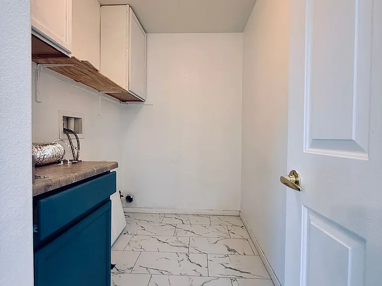 9621 Sharp Horn Ct — Photo 31