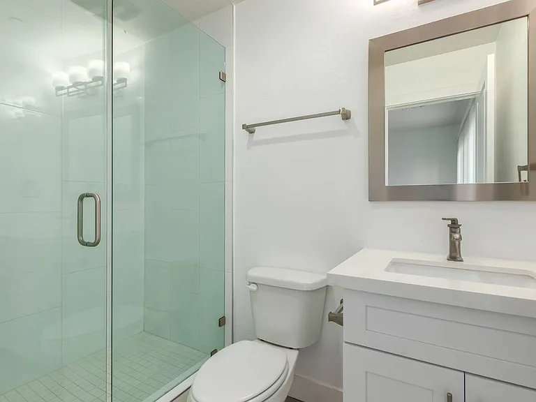 The Aeries Townhome Apartments — Photo 20