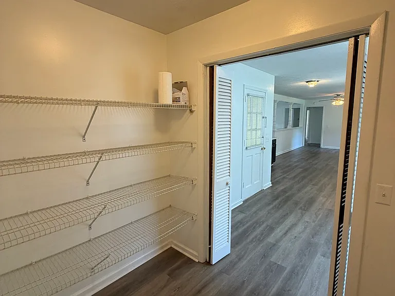 1796 Hickory St SE — Photo 8