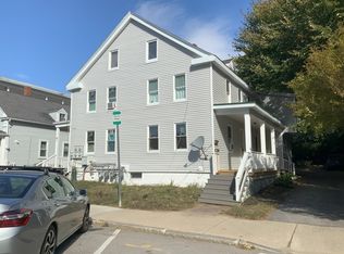 31 1st St #B, Dover, NH 03820