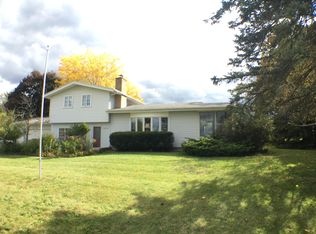 10178 Barnes Hwy, Eaton Rapids, MI 48827