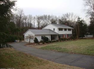 335 Beacon Hill Dr, Cheshire, CT 06410