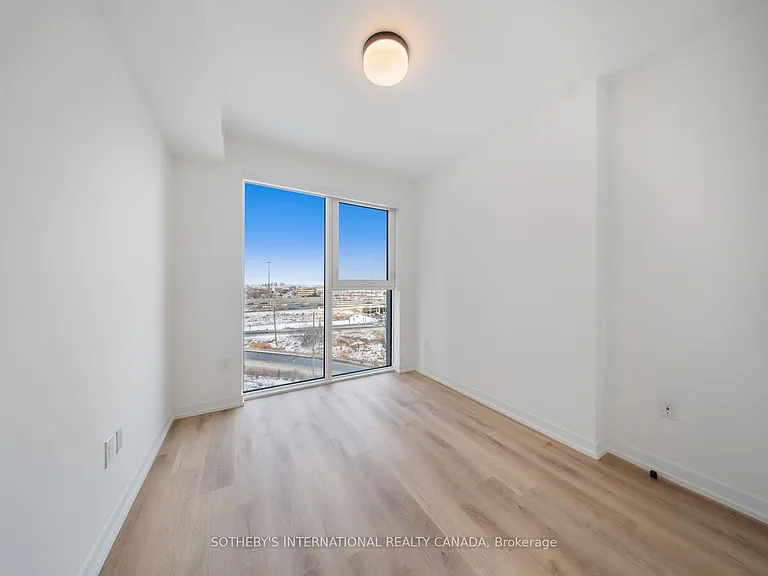 5 York Rd #502 — Photo 23