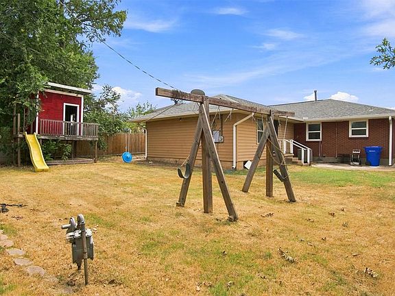 5th image of 209 W Glenhaven Dr