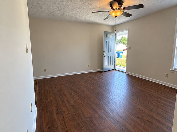 3rd image of 206 Centipede Ln