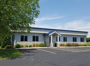 W355S8890 Godfrey Ln, Eagle, WI 53119