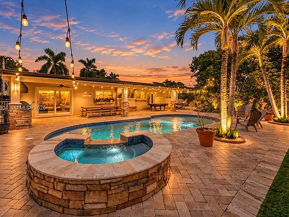 2nd image of 14456 Kendale Lakes Blvd