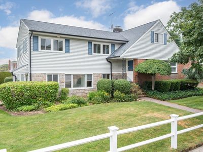 1901 New Hyde Park Road, New Hyde Park, NY, 11040