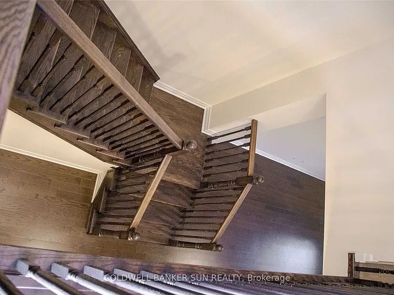 13 Divers Rd — Photo 11