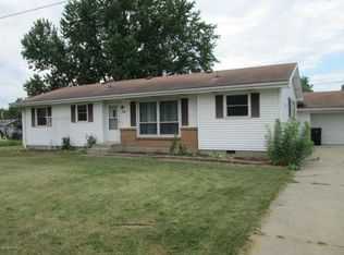 1979 W Glendora Rd, Buchanan, MI 49107