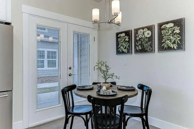 Cedar Crossing Luxury Townhomes — Photo 52