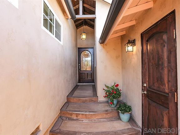 Private entry way