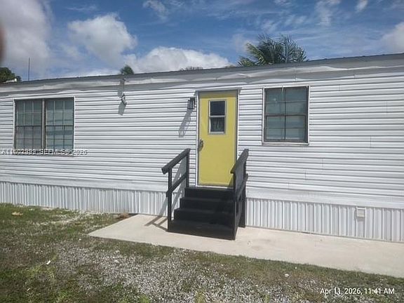 2nd image of 35250 SW 177th Ct Unit 136