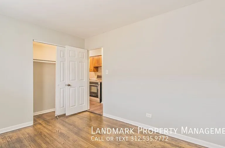 440 W Division St — Photo 10