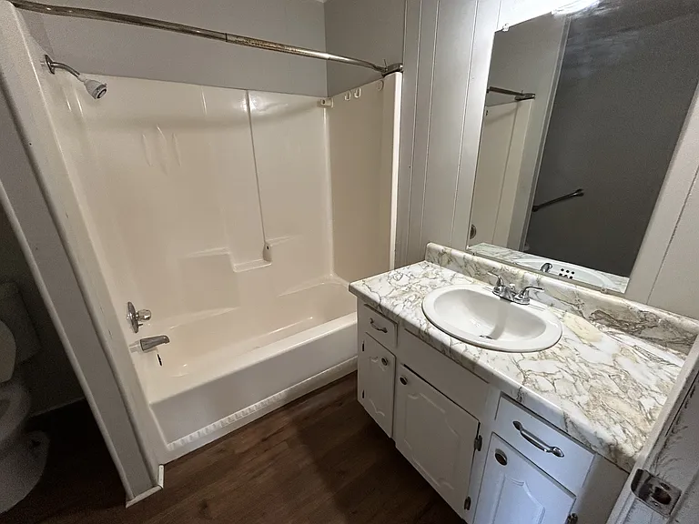 122D Plaza Dr — Photo 10