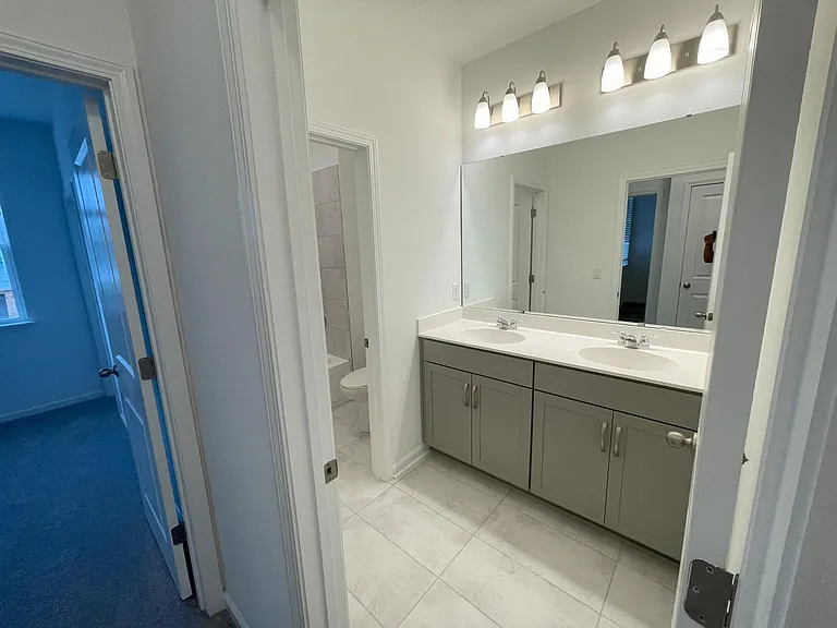 711 Cherry Elm Dr — Photo 24