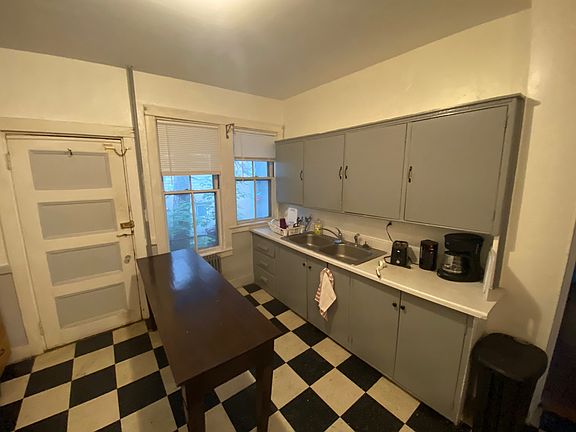 5th image of 474 Putnam Ave APT 1A
