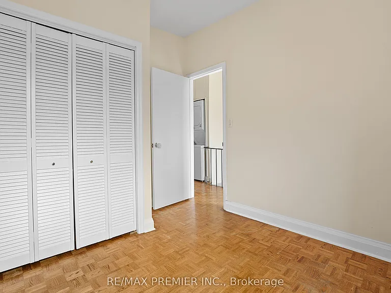 394A King St E #UPPER — Photo 13