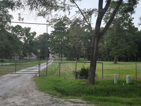31780 Huffman New Caney Rd, New Caney, TX 77357