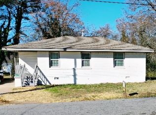 372 2nd St, Forest Park, GA