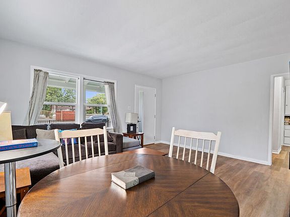 5th image of 10914 Columbus Ave #Fh