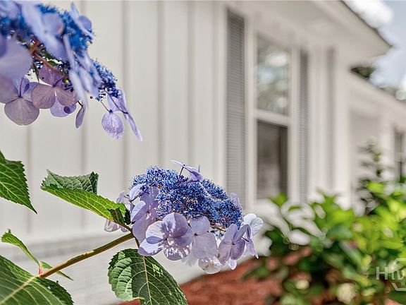5th image of 208 Dobson Road