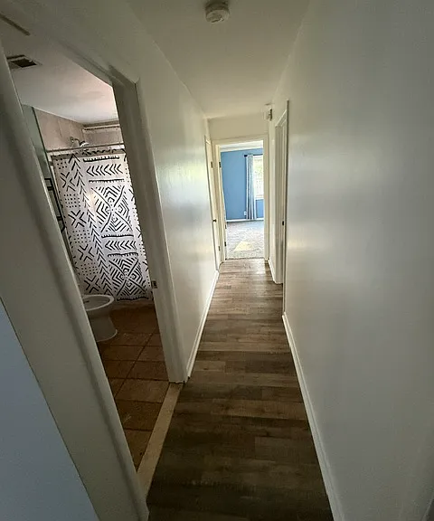 20309 Hugh St — Photo 10
