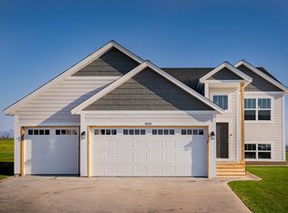 349 Roberts Ave NW, Delano, MN 55328