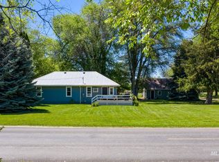 2415 S Johns Ave, Emmett, ID 83617