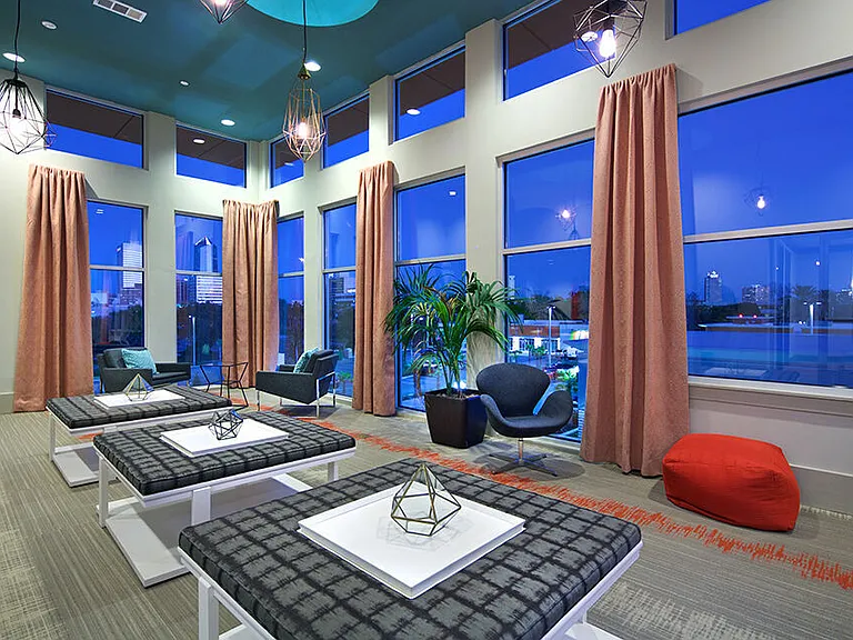 Brooklyn Riverside apartments community photo