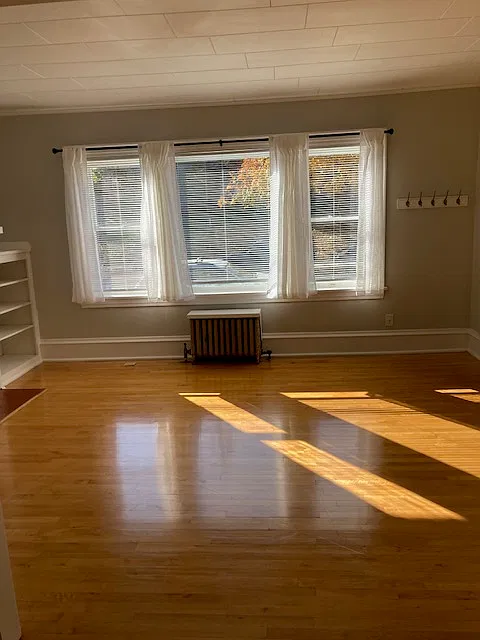 2 bed, 1100 sqft, $1,200 — Photo 4