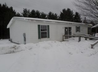 1230 Tomkins Rd, Boyne City, MI 49712